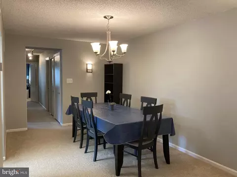 10225 Valentino Dr #7213, Oakton, VA 22124