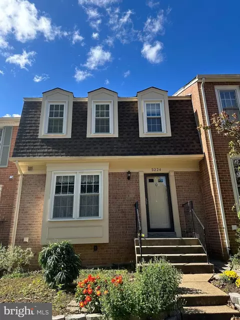 3224 White Flint Ct, Oakton, VA 22124