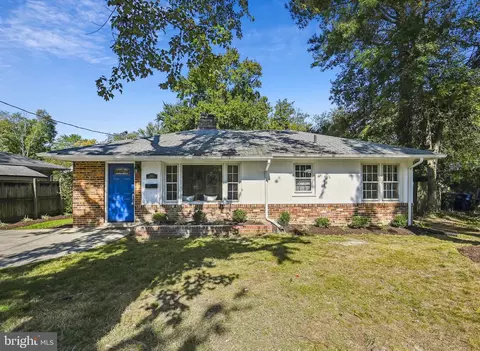 1512 Shenandoah Rd, Alexandria, VA 22308