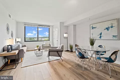 2451 Midtown Ave #1123, Alexandria, VA 22303