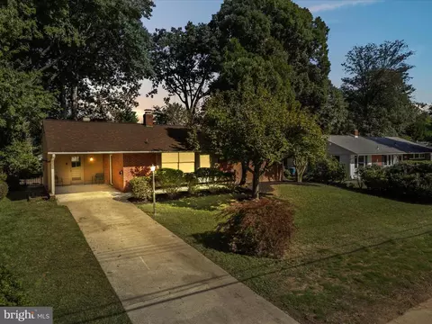 7410 Hogarth St, Springfield, VA 22151 photo 1