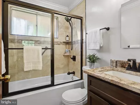 7410 Hogarth St, Springfield, VA 22151 photo 30