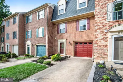 9384 Tucker Woods Ct, Burke, VA 22015