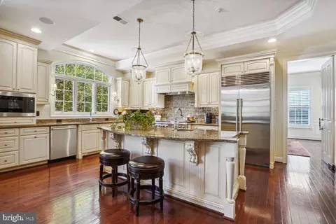 1585 Maddux Ln, Mclean, VA 22101 photo 13