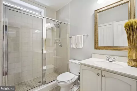 1585 Maddux Ln, Mclean, VA 22101 photo 47
