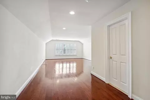 1585 Maddux Ln, Mclean, VA 22101 photo 36