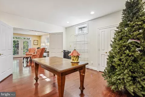 1585 Maddux Ln, Mclean, VA 22101 photo 44
