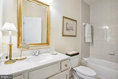 1585 Maddux Ln, Mclean, VA 22101 photo 29