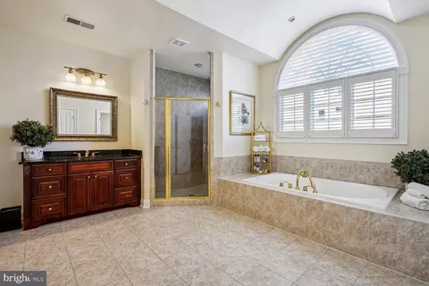 1585 Maddux Ln, Mclean, VA 22101 photo 25
