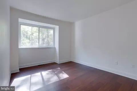 2392 Generation Dr, Reston, VA 20191 photo 24