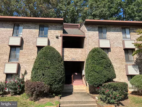 2233 Castle Rock Sq #12C, Reston, VA 20191