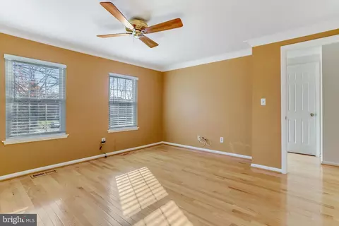 7012 Braddock Mews Pl, Springfield, VA 22151 photo 40