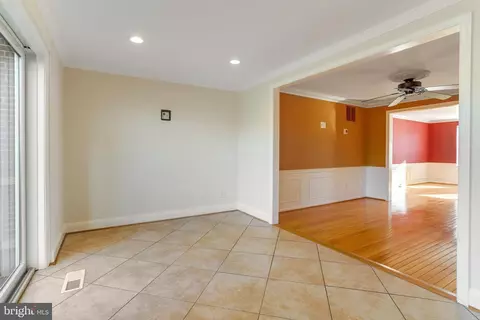 7012 Braddock Mews Pl, Springfield, VA 22151 photo 19