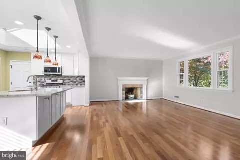 6437 Tucker Ave, Mclean, VA 22101 photo 3