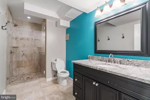 6437 Tucker Ave, Mclean, VA 22101 photo 31