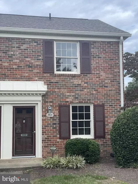 8526 Forrester Blvd #890, Springfield, VA 22152