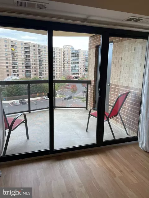 8360 Greensboro Dr #619, Mclean, VA 22102 photo 14