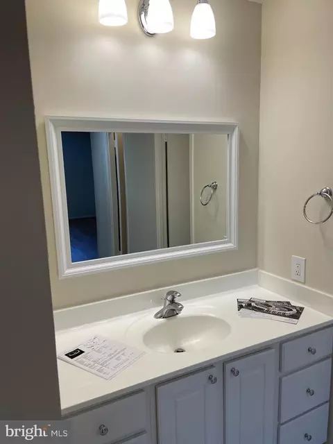 8360 Greensboro Dr #619, Mclean, VA 22102 photo 11