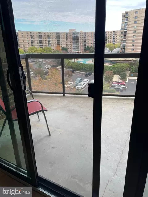 8360 Greensboro Dr #619, Mclean, VA 22102 photo 17