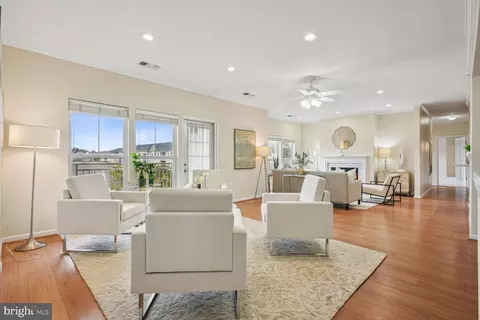 2931 Deer Hollow Way #405/406, Fairfax, VA 22031
