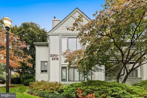 2318 Hunters Run Dr #2318, Reston, VA 20191
