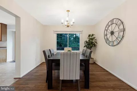8611 Nanlee Dr, Springfield, VA 22152 photo 8