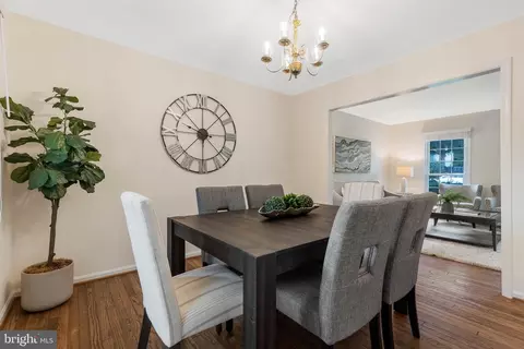 8611 Nanlee Dr, Springfield, VA 22152 photo 9