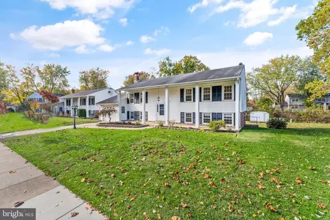 14935 Jaslow St, Centreville, VA 20120