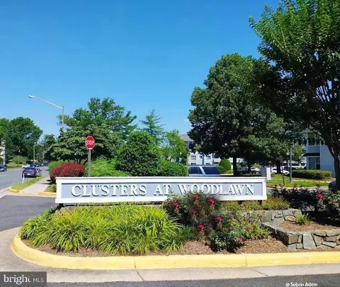 8628 Beekman Pl #28B, Alexandria, VA 22309