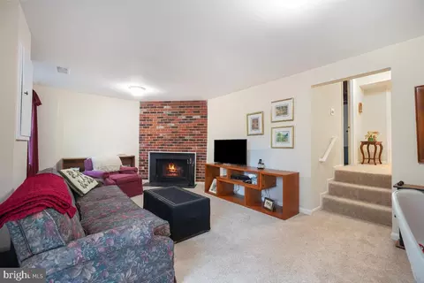 2177 Pond View Ct, Reston, VA 20191 photo 38