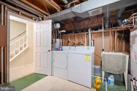 2177 Pond View Ct, Reston, VA 20191 photo 34
