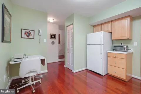 2177 Pond View Ct, Reston, VA 20191 photo 11