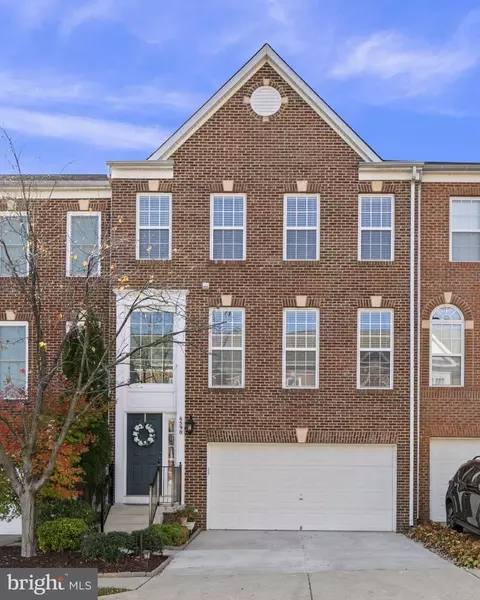 6590 Hickman Ter, Alexandria, VA 22315
