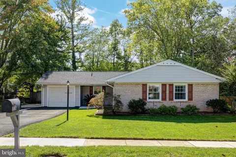 13154 Morning Spring Ln, Fairfax, VA 22033