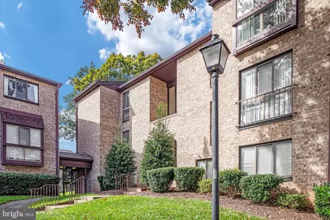 2018 Colts Neck Rd #11B, Reston, VA 20191