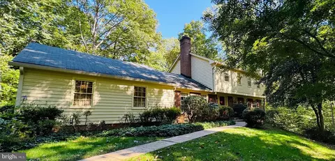 12134 Beaver Creek Rd, Clifton, VA 20124