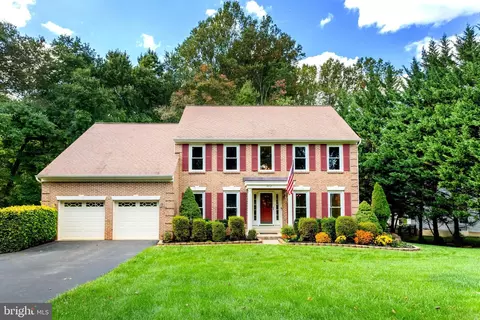4712 Leehigh Ct, Fairfax, VA 22030
