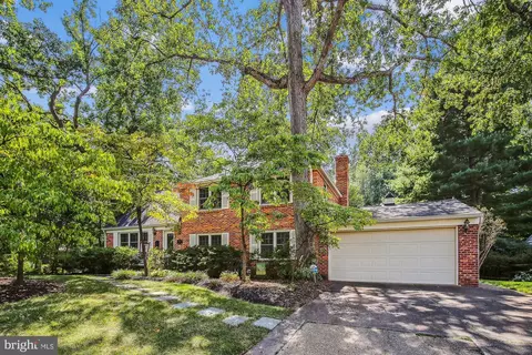 8311 Toll House Rd, Annandale, VA 22003