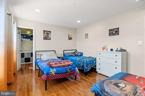 7319 Beverly Park Dr, Springfield, VA 22150 photo 16