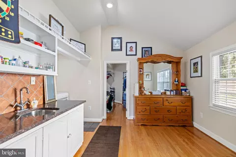 7319 Beverly Park Dr, Springfield, VA 22150 photo 27