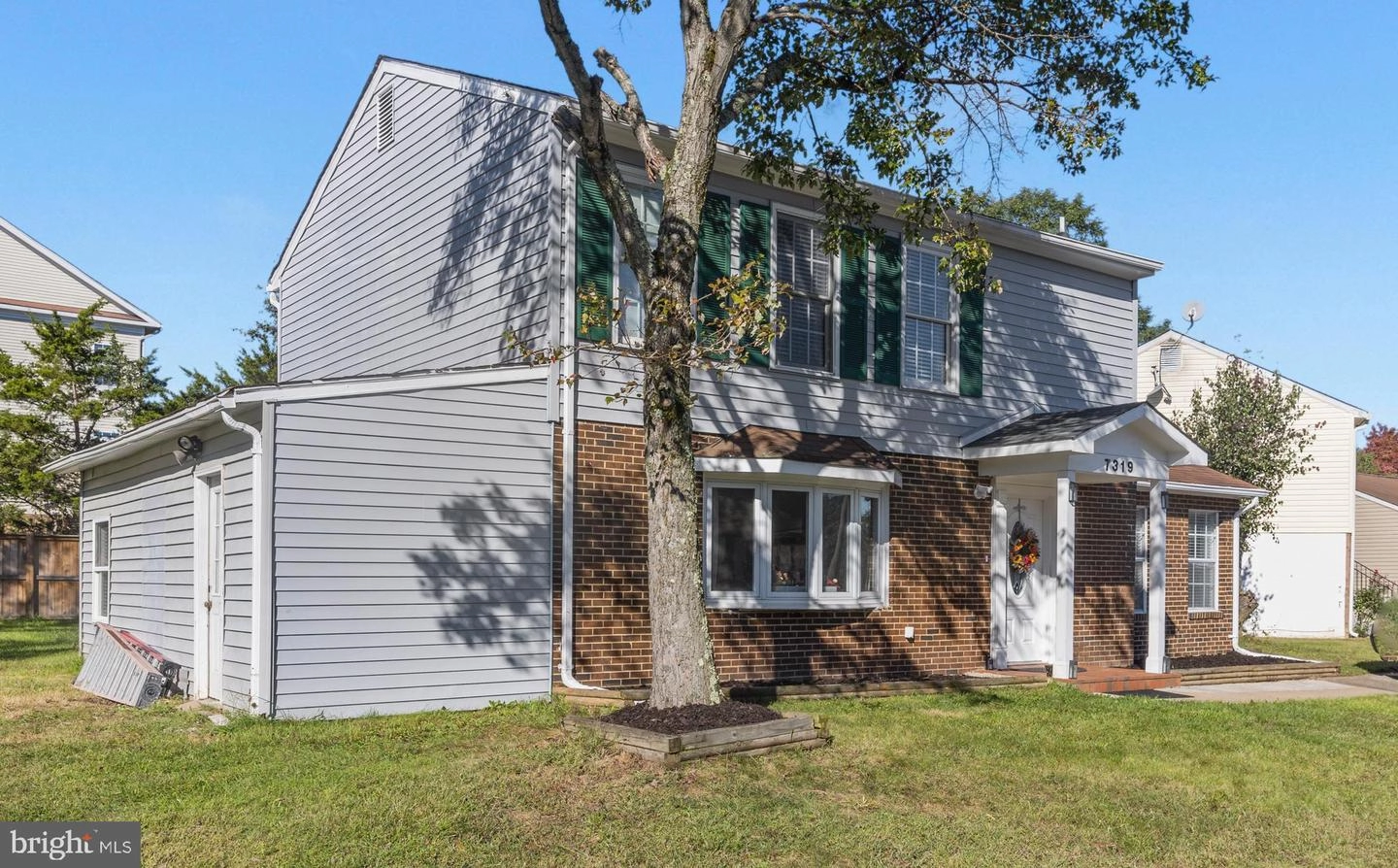 7319 Beverly Park Dr, Springfield, VA 22150 photo 3