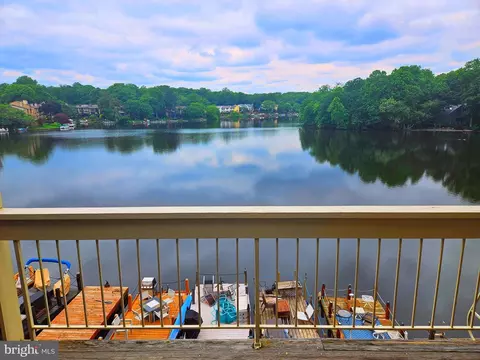 11194 Harbor Ct #11194, Reston, VA 20191
