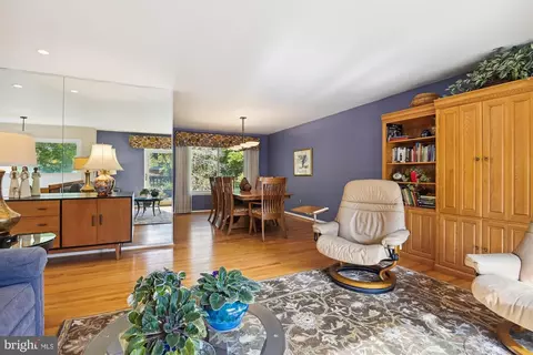 11009 Ring Rd, Reston, VA 20190 photo 6