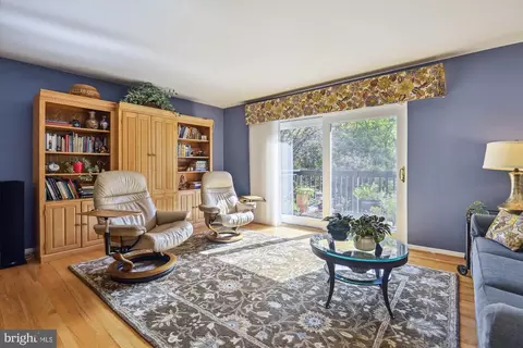 11009 Ring Rd, Reston, VA 20190 photo 3