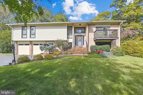 11009 Ring Rd, Reston, VA 20190