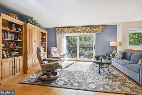 11009 Ring Rd, Reston, VA 20190 photo 4