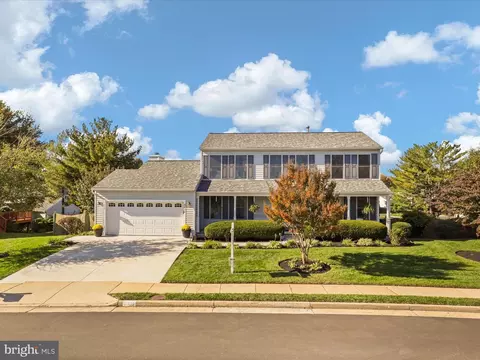 5232 Belle Plains Dr, Centreville, VA 20120