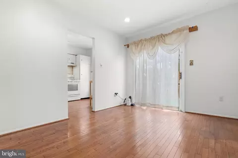 6809 Supreme Ct, Springfield, VA 22150 photo 9