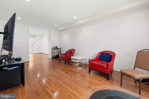 6809 Supreme Ct, Springfield, VA 22150 photo 5