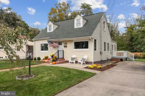 7003 Quander Rd, Alexandria, VA 22307